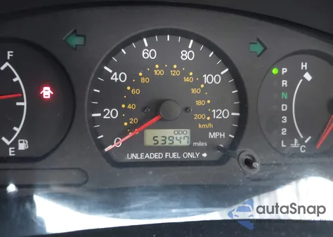 2000 Mitsubishi Mirage De from USA, damaged, VIN JA3AY26C2YU026564